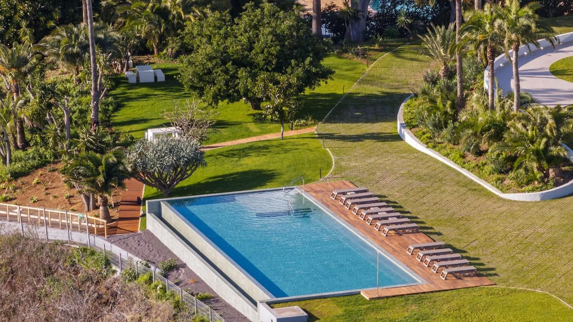With Pool In Funchal - Acqua Residence V דירה פונשל